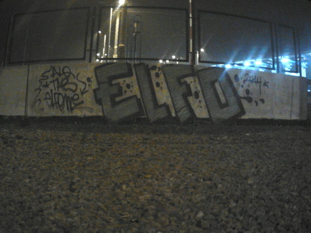 Graffiti Bombing - Photo by Bandito - ELFO7