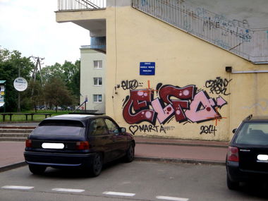 Graffiti Bombing - Photo by Bandito - ELFONER