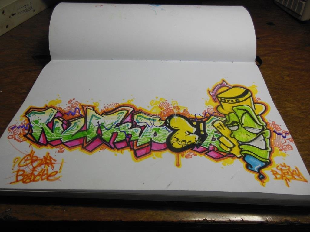 Graffiti Sketch in Russia - Photo by Basky (2013)