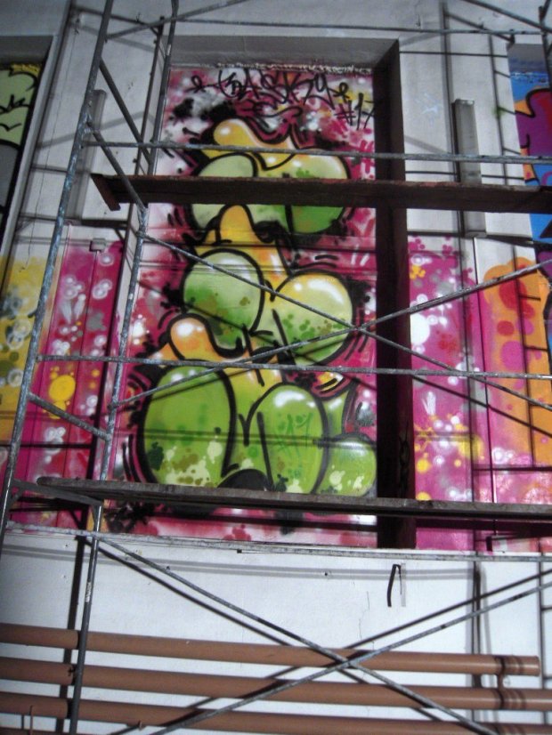 Graffiti Wall in Russia - Photo by Basky (2013)