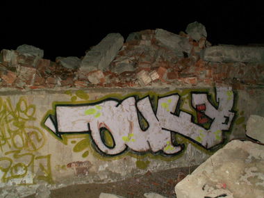 Graffiti Wall - Photo by Bbaks - 2013