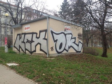 Graffiti Bombing - Photo by Bbaks