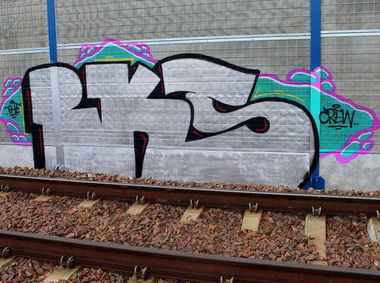 Graffiti Bombing - Photo by BeKaeS - BKS