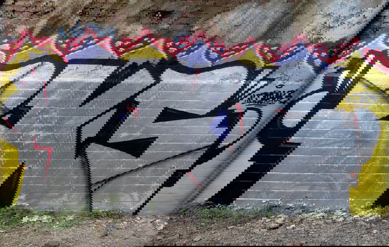 Graffiti Wall - Photo by BeKaeS - BKS, CREW