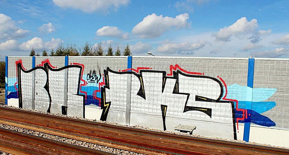 Graffiti Bombing - Photo by BeKaeS - BKS, BN