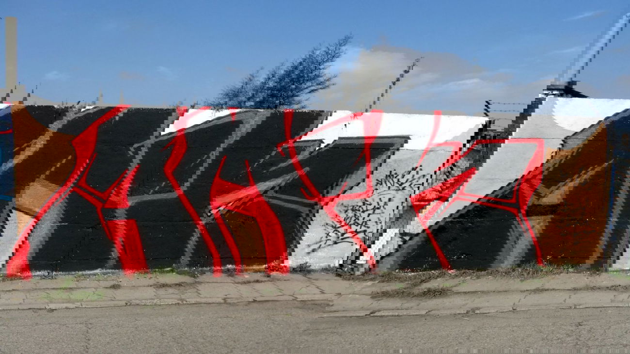 Graffiti Wall - Photo by BeKaeS - AMOK, BKS