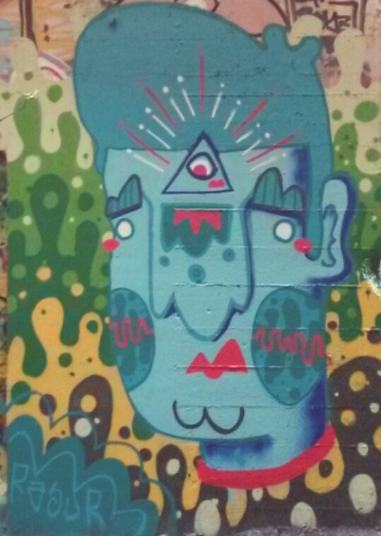 Graffiti Wall - Photo by Beemo - rasur, cpc, rac