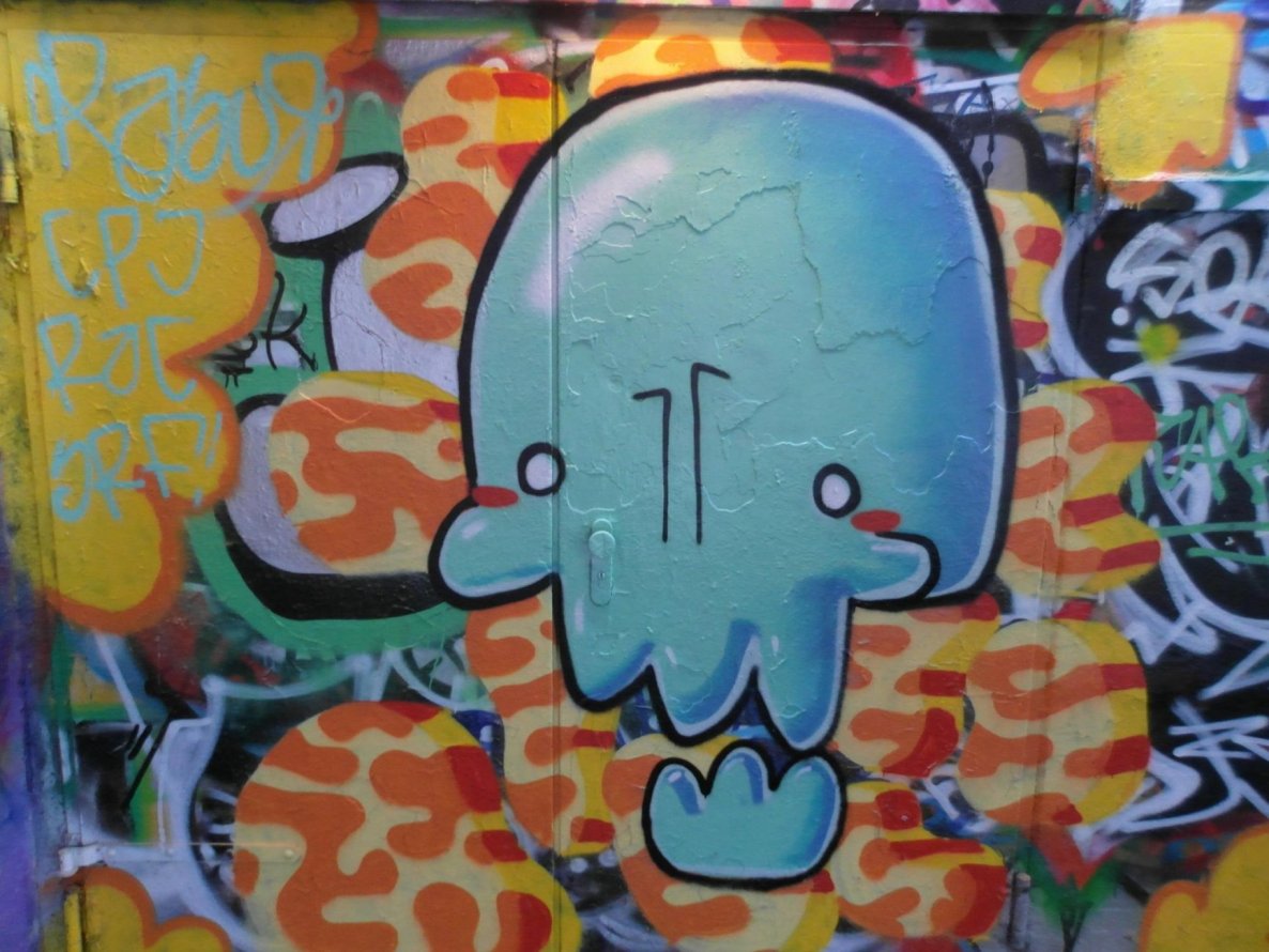 Graffiti Wall - Photo by Beemo - rasur, rac, cpc