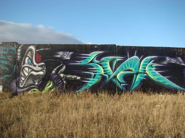 Graffiti Wall - Photo by BeetleZ - Beetlez, (HESH)