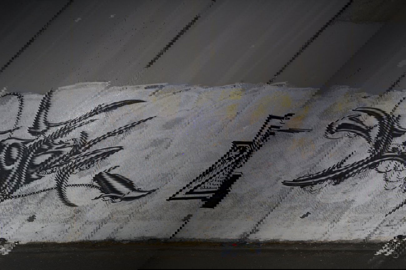 Graffiti Wall - Photo by BeetleZ - CaBs