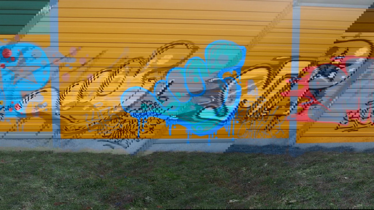 Graffiti Wall - Photo by BemWalls - bemowo, lotnisko, hand