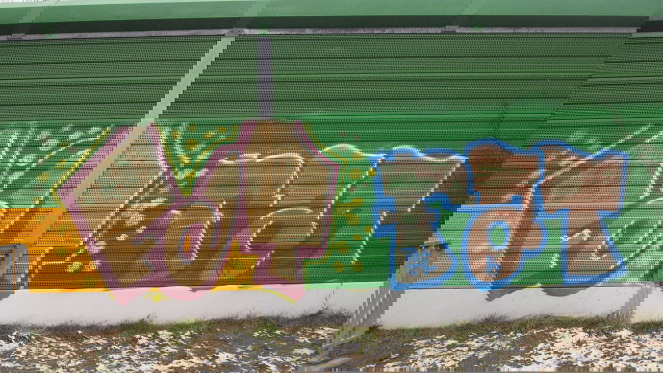 Graffiti Wall - Photo by BemWalls - FAT, FAT, crew (2014)