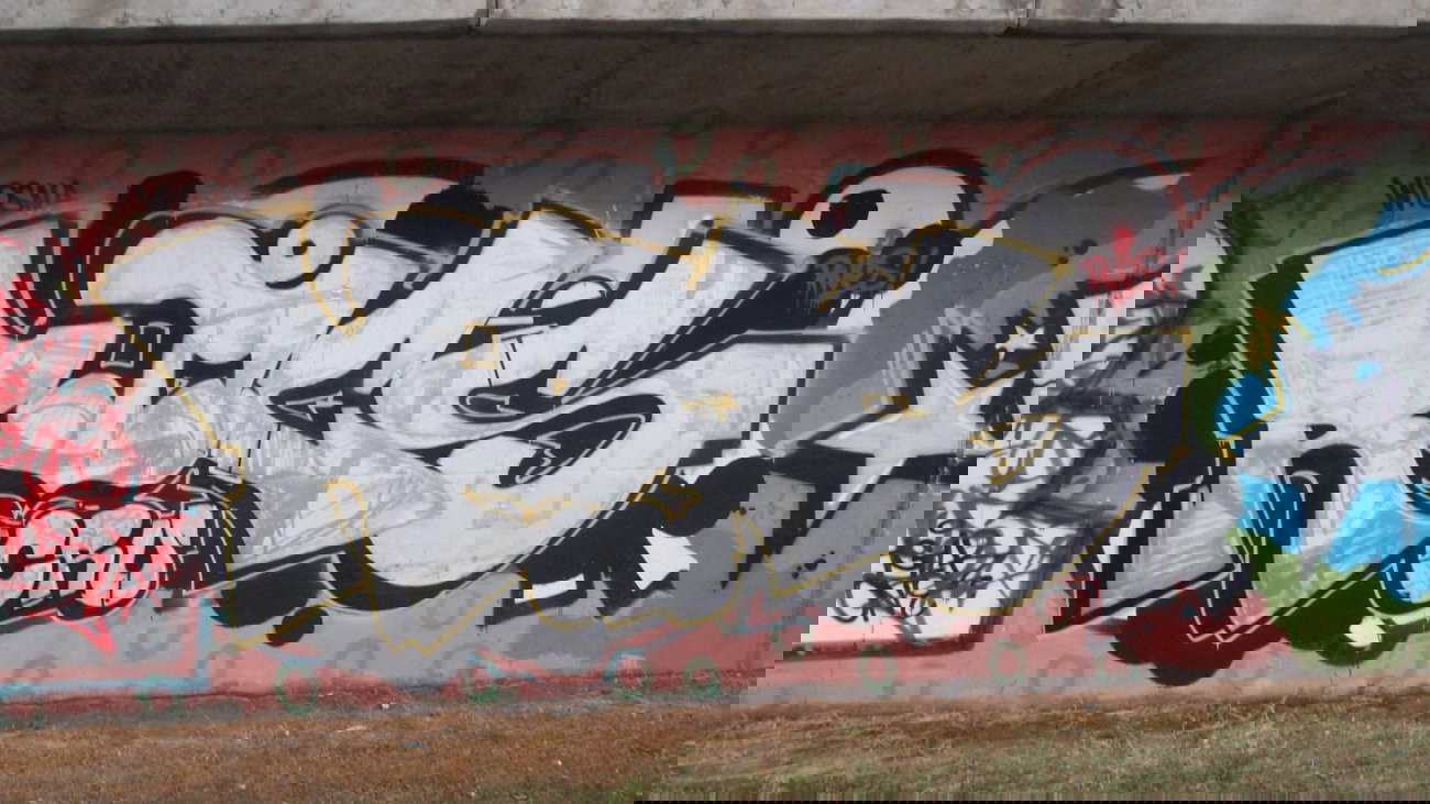 Graffiti Wall in Warsaw - Photo by BemWalls