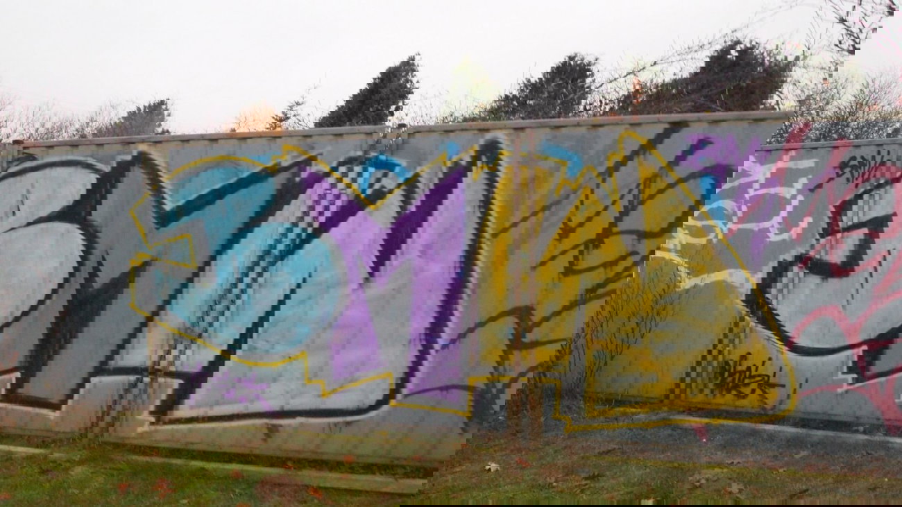 Graffiti Bombing - Photo by BemWalls - BMW, Bemowo, Lotnisko