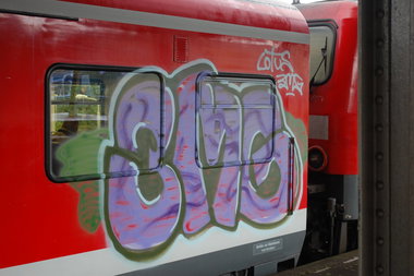 Graffiti Train - Photo by Benderbaumeister - 3mg, köln, lotus (2014)