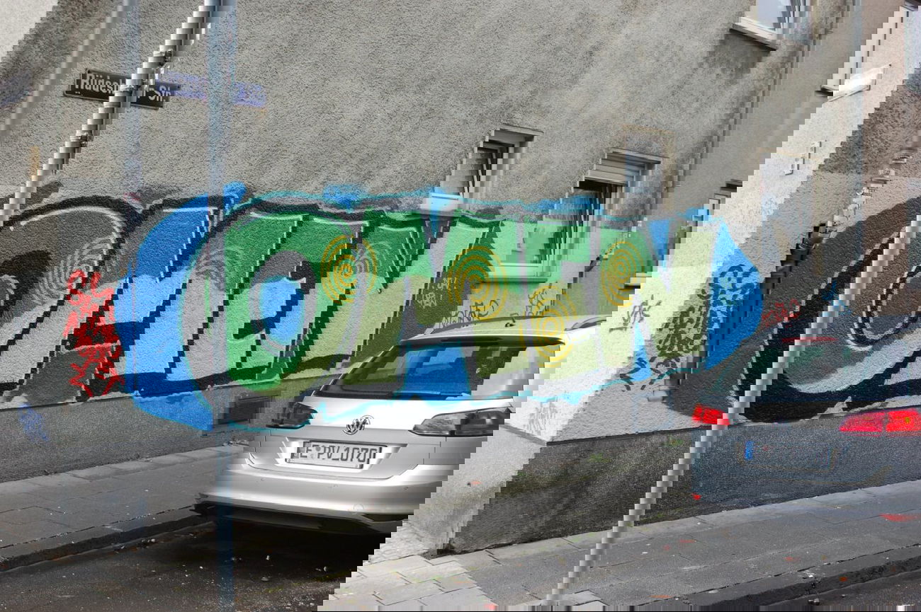 Graffiti Wall - Photo by Benderbaumeister - omen, dfv, köln