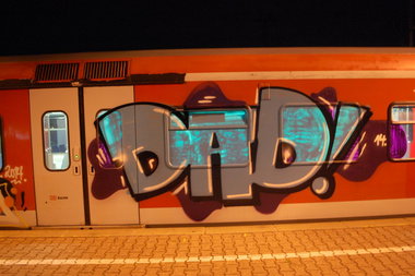 Graffiti Train - Photo by Benderbaumeister - Dad, train, köln