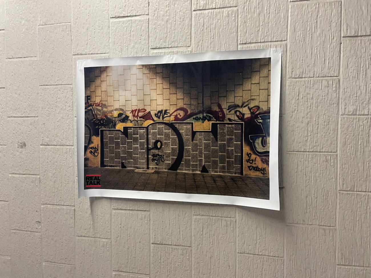 Graffiti Bombing - Photo by Benlexa007 - Kassel, Ubahn, NOW