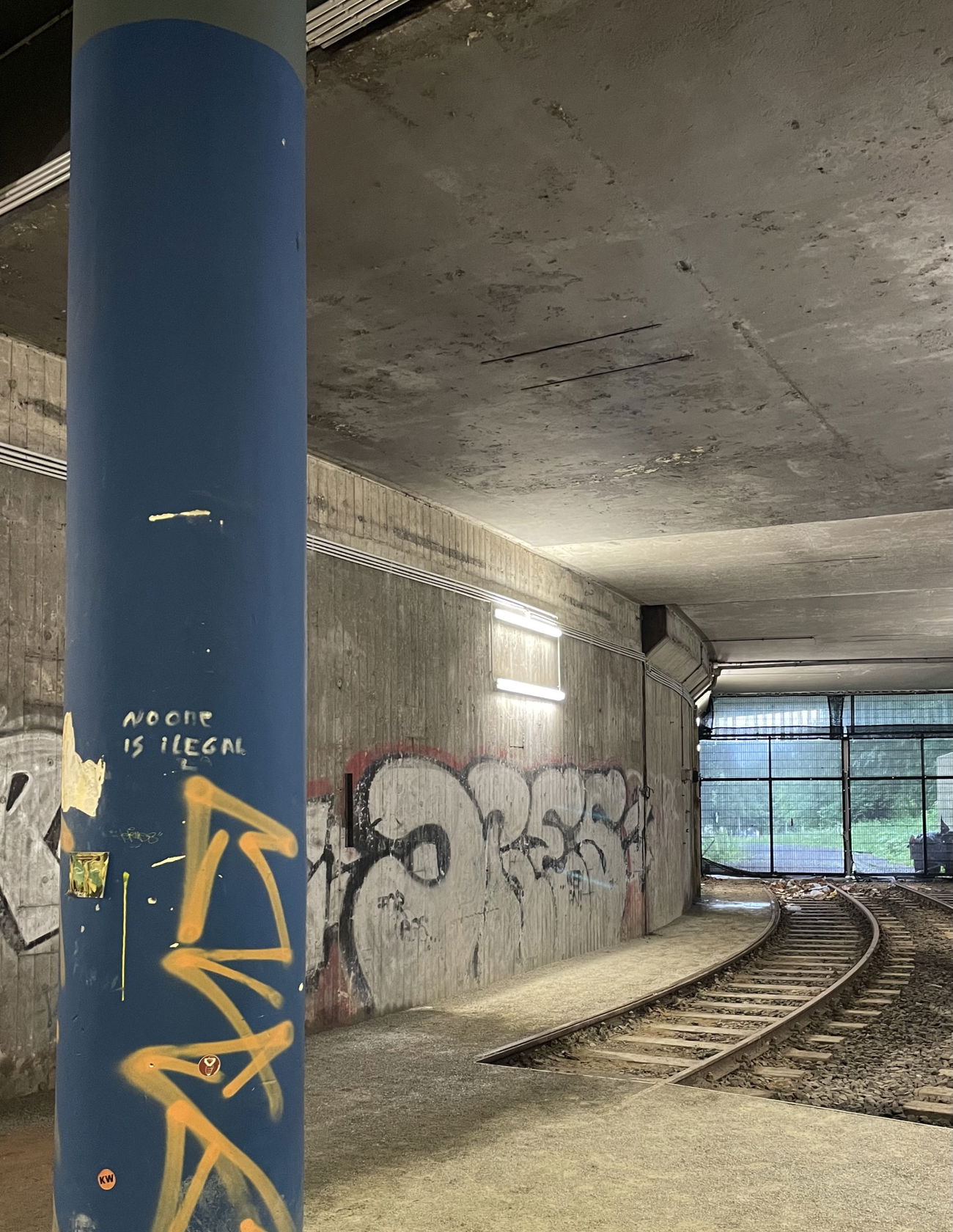 Graffiti Bombing - Photo by Benlexa007 - Kassel