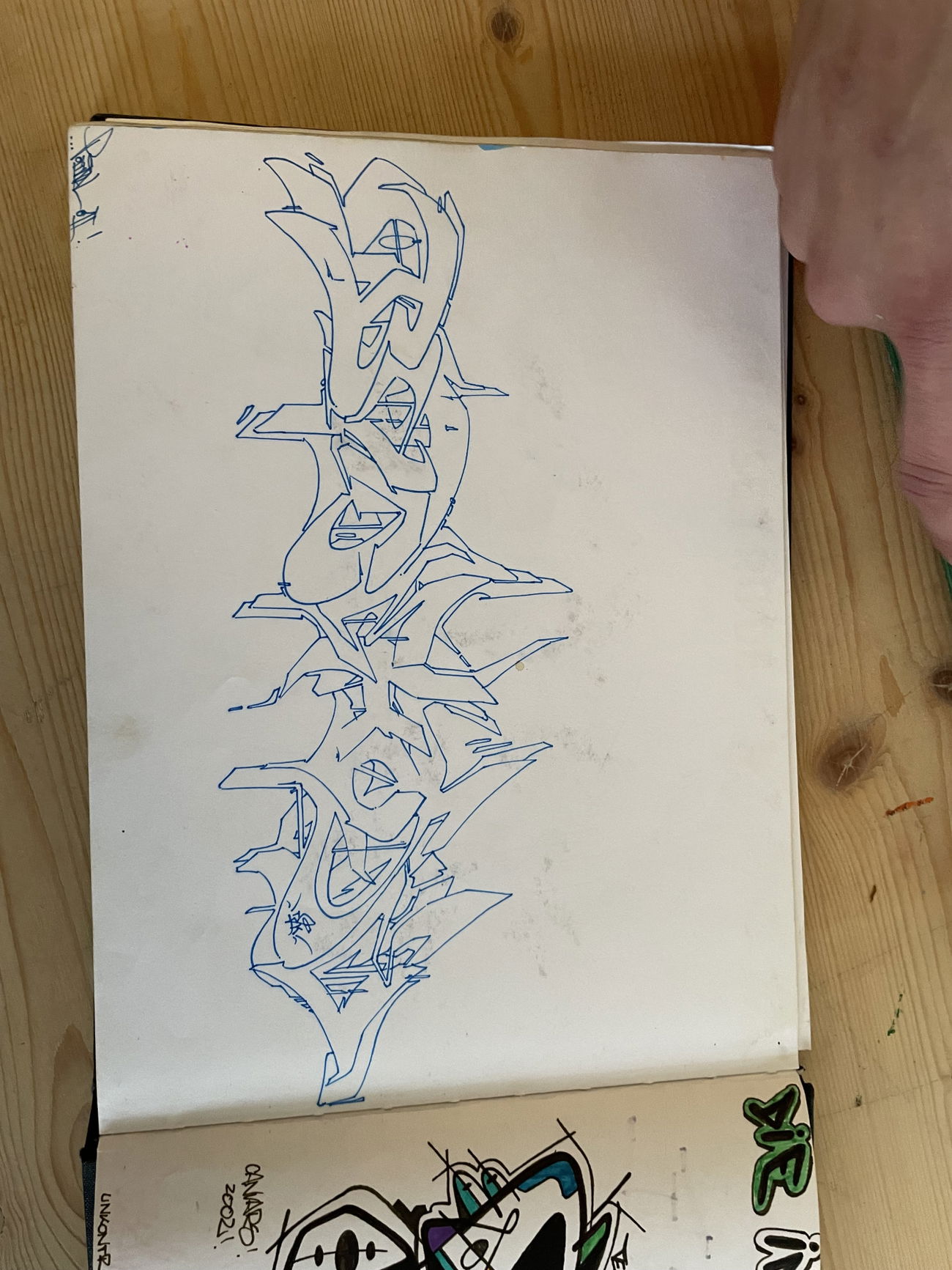 Graffiti Sketch - Photo by Benlexa007 - Kassel