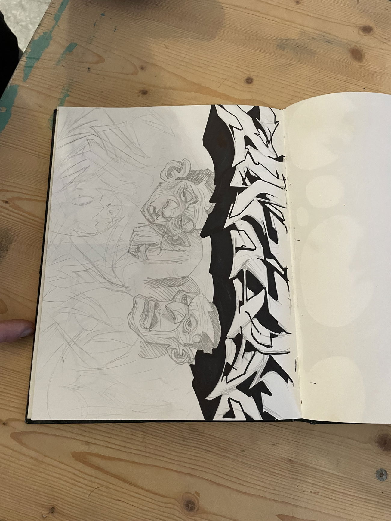 Graffiti Sketch - Photo by Benlexa007 - Kassel