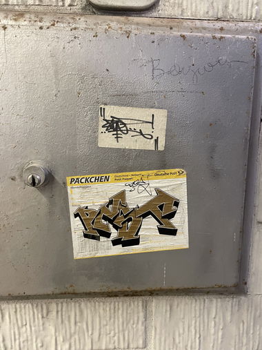 Graffiti Artwork - Photo by Benlexa007 - Kassel, Sticker, Ubahn