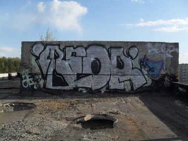 Graffiti Bombing in Ekaterinburg - Photo by Beor