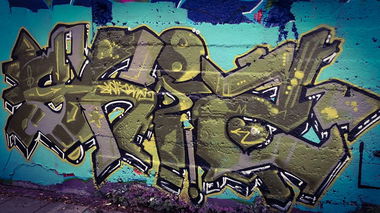 Graffiti Wall - Photo by BerryRains34 - MNDCREW, SkizOne, GreenStyle (2021)