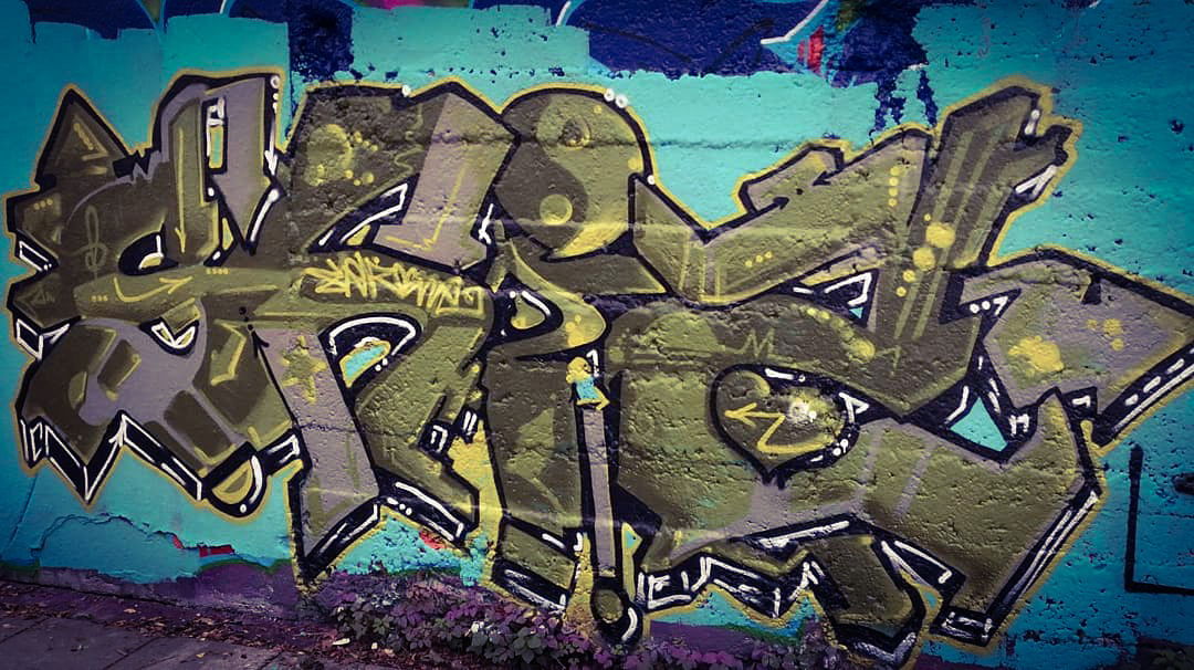 Graffiti Wall - Photo by BerryRains34 - MNDCREW, SkizOne, GreenStyle (2021)