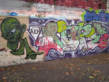 Graffiti Wall - Photo by BerryRains34 - Mnd, Nerone, Dope1 (2021)