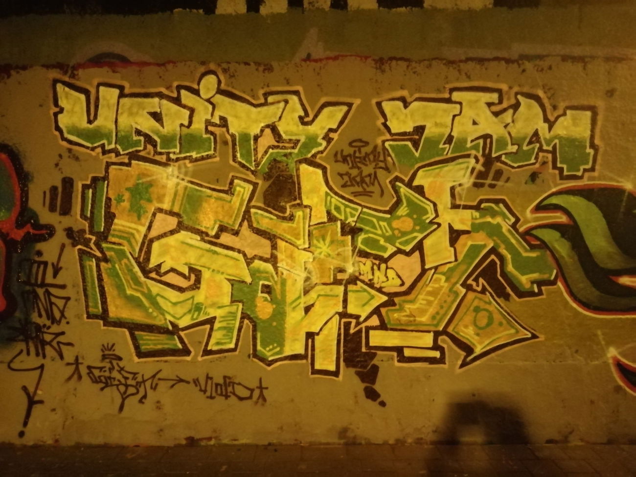 Graffiti Wall - Photo by BerryRains34 - Giftone, GrafittiArtUnityJam, Bombing