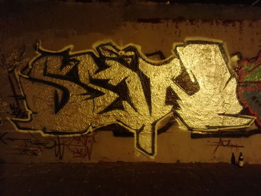 Graffiti Wall - Photo by BerryRains34 - Sein, Grafitti, Chrompeace