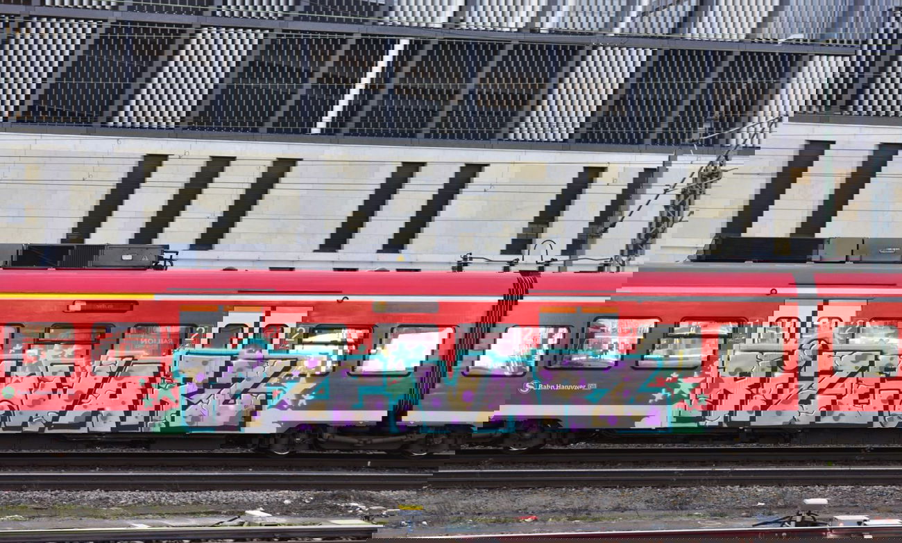 Graffiti Train - Photo by BertosBlog - Rize, JBCB, Warz (2015)