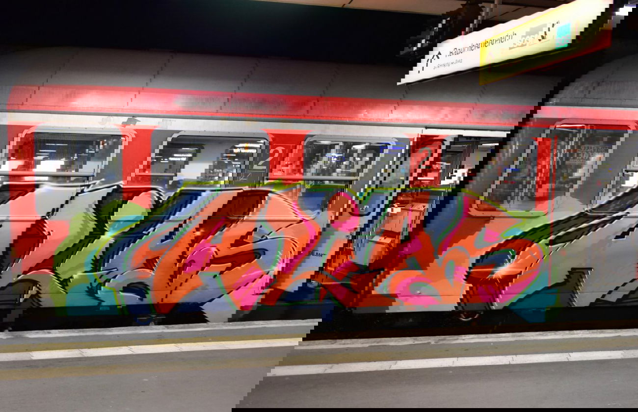 Graffiti Train in Hannover - Photo by BertosBlog - Alias, Topsprayer (2014)