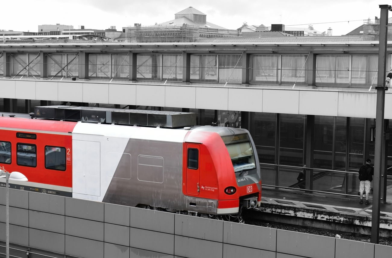 Graffiti Train - Photo by BertosBlog
