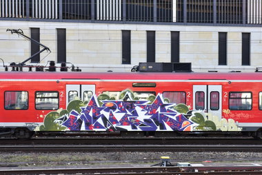 Graffiti Train in Hannover - Photo by BertosBlog - Rize, JBCB (2015)