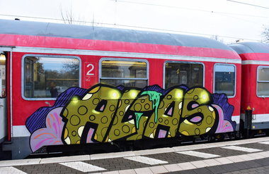 Graffiti Train in Hannover - Photo by BertosBlog - Alias, Topsprayer (2014)