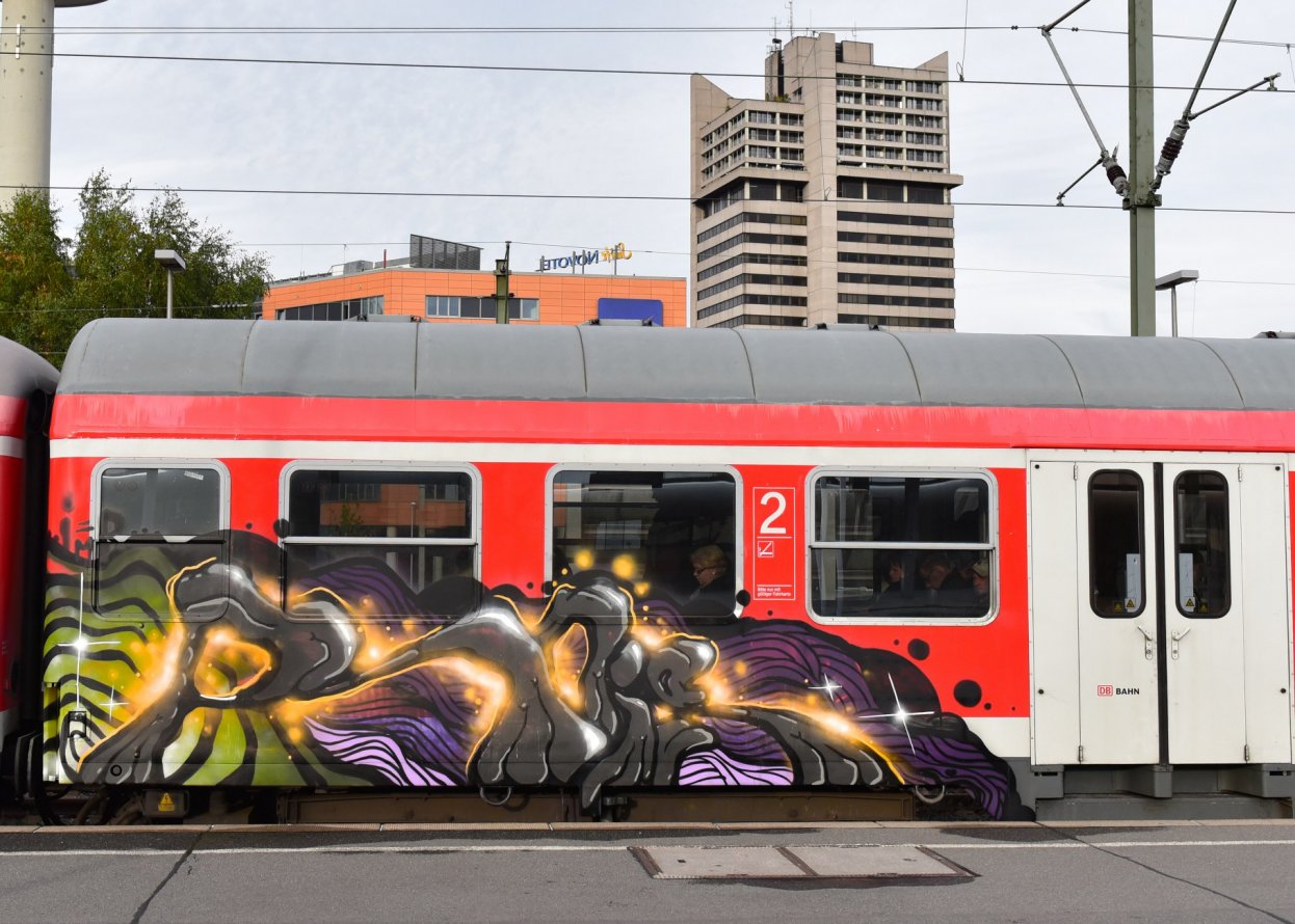 Graffiti Train in Hannover - Photo by BertosBlog - Rois, IMR, Stahler (2014)