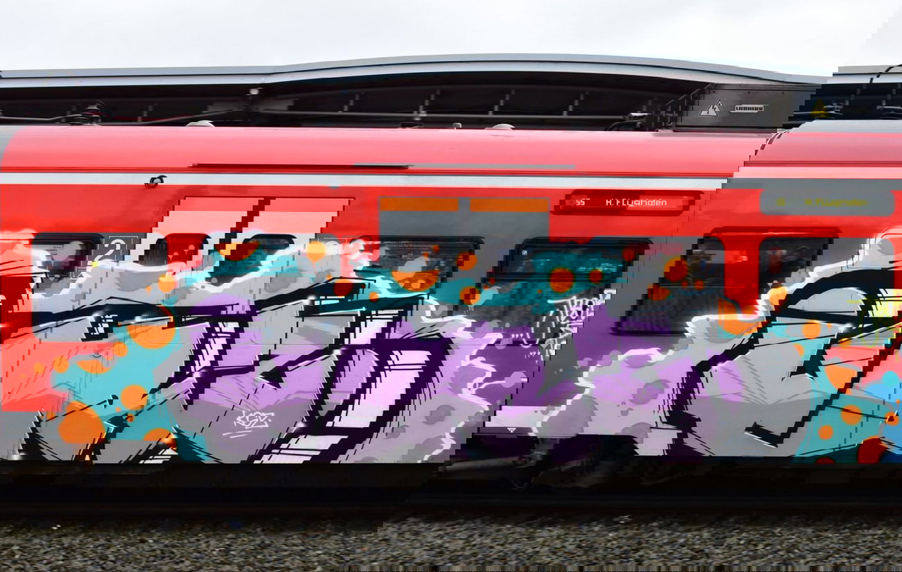 Graffiti Train in Hannover - Photo by BertosBlog - Warz, KGZ