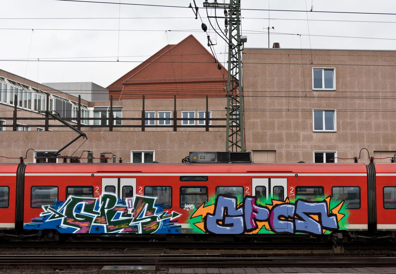 Graffiti Train in Hannover - Photo by BertosBlog - GPC (2016)