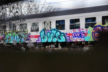 Graffiti Train in Hannover - Photo by BertosBlog - Moet, Buze, Glue