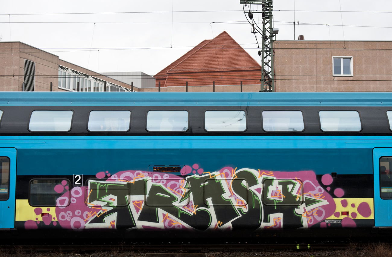 Graffiti Train in Hannover - Photo by BertosBlog - RA, Trash (2016)
