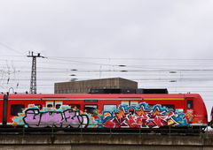 Graffiti Train in Hannover - Photo by BertosBlog - Warz, KGZ, Rize (2015)