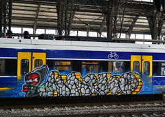 Graffiti Train in Bremen - Photo by BertosBlog - Macho (2014)