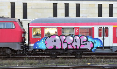 Graffiti Train in Hannover - Photo by BertosBlog - Alias, Topsprayer (2014)