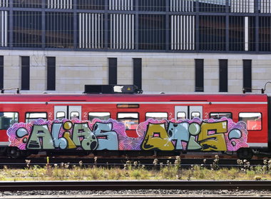 Graffiti Train in Hannover - Photo by BertosBlog - Alias, Topsprayer, Otis (2014)