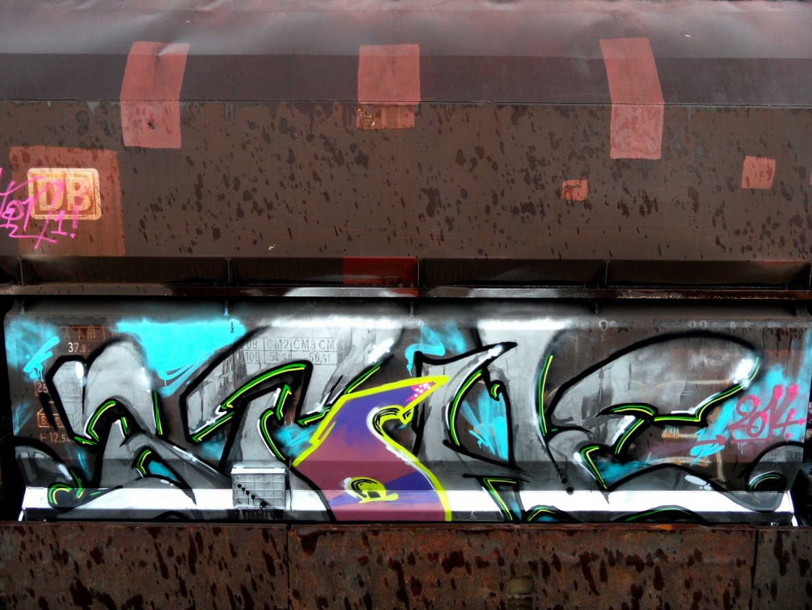 Graffiti Train - Photo by Betonierer