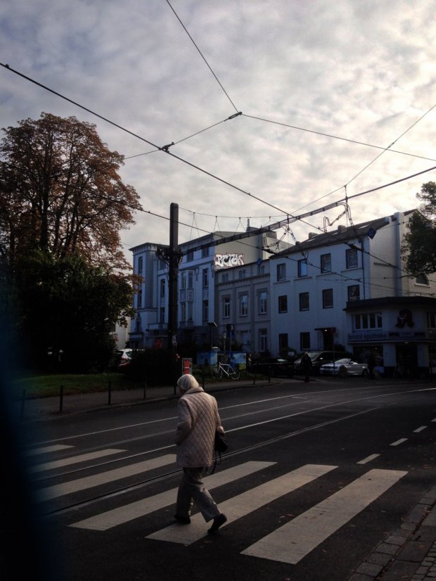 Graffiti Bombing in Bonn - Photo by Betonierer (2013)