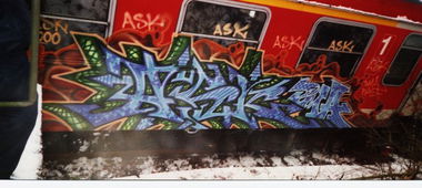Graffiti Train in München - Photo by Beutelratte - ask, dma, basf (2000)