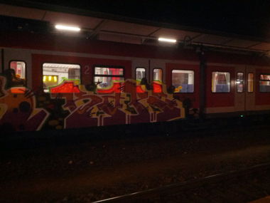 Graffiti Train in München - Photo by Beutelratte - Rape (2014)